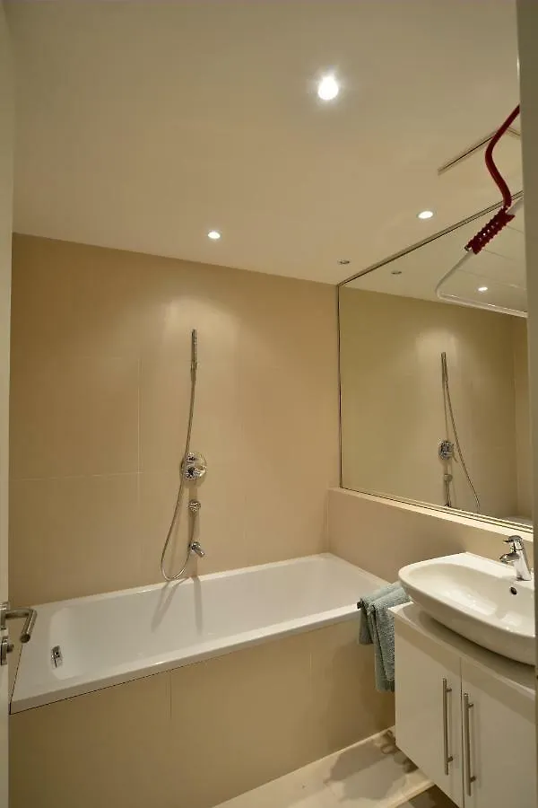 Kolonada Luxury 2 Bedroom Apartment With Balcony